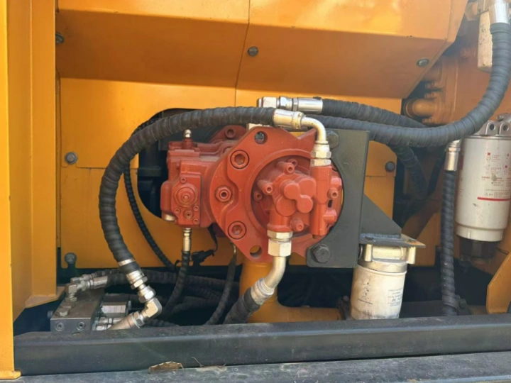 Bomba hidráulica Kawasaki R220-9S