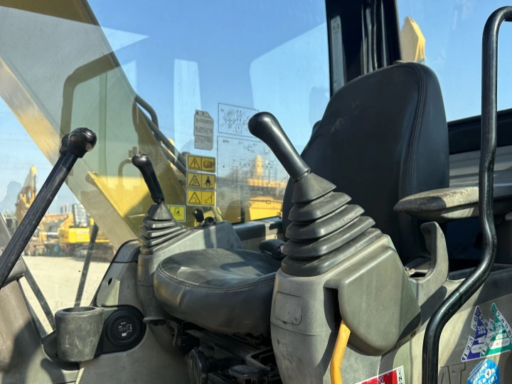 Cabina de excavadora CAT 307D