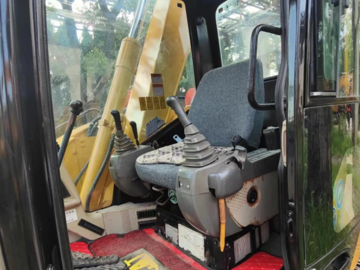 Cabina de excavadora CAT 308C