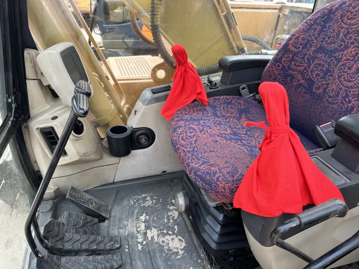 Cabina de excavadora CAT 320C