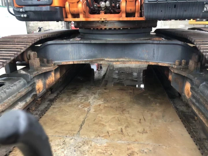 Chasis de excavadora Doosan DX500