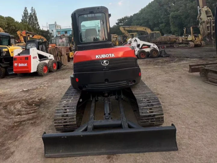 Cuchilla de empuje del lado derecho de la miniexcavadora Kubota U55