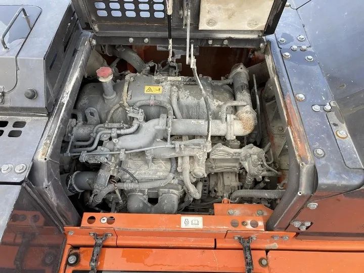 Motor de excavadora Hitachi ZX490 usada
