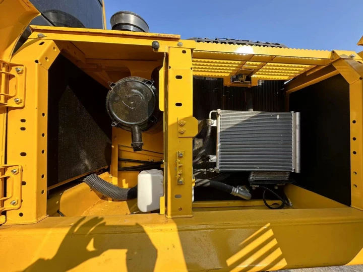 Radiador de la excavadora Komatsu PC200-8