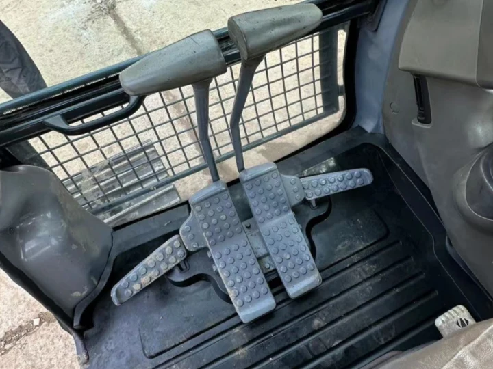 Varilla de desplazamiento para excavadora Hitachi ZX120