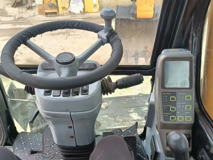 Volante de excavadora Hyundai R210-7W