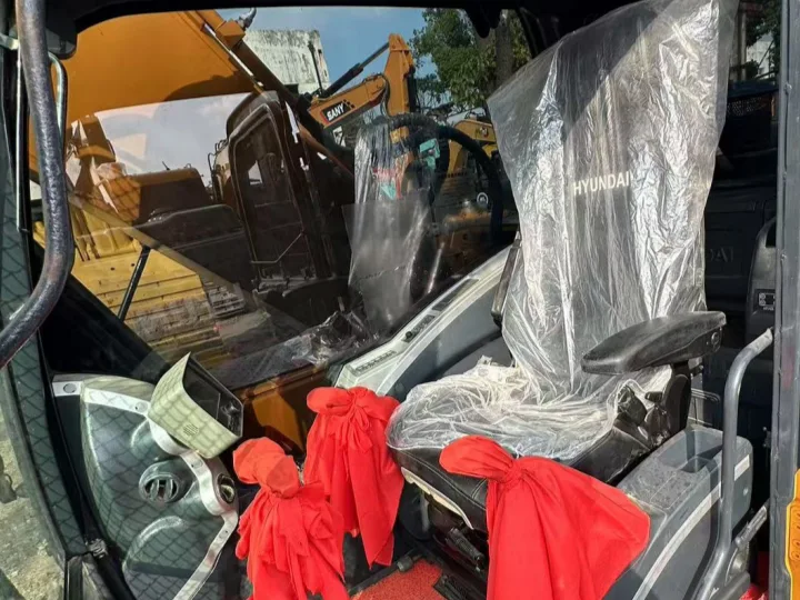 Cabina de excavadora Hyundai 220-9S