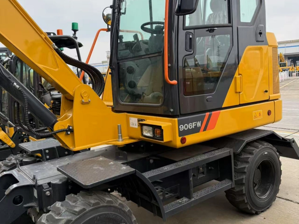 Chasis de excavadora de ruedas Liugong 906FW