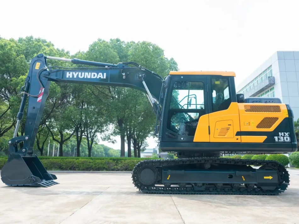 Excavadora Hyundai HX130