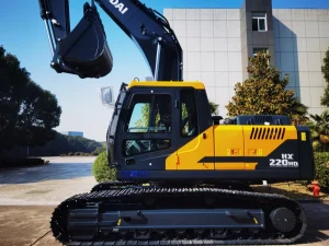 Excavadora Hyundai HX220HD