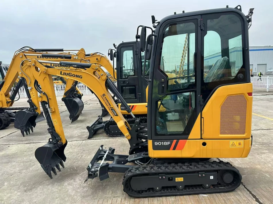 Excavadora Liugong 9018F