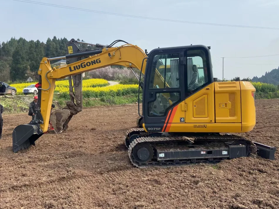 Excavadora Liugong 9075F
