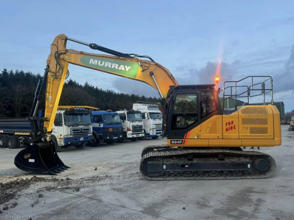 Excavadora Liugong 924F