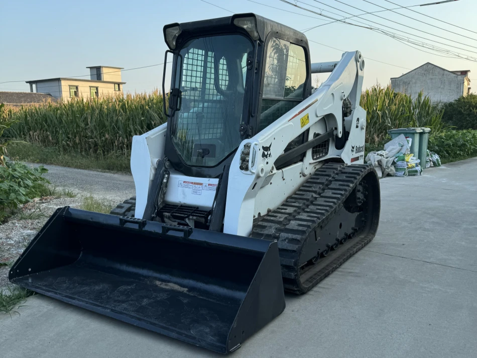 Bobcat T770 usada comparada con Bobcat S450 y S550 en ruedas y orugas